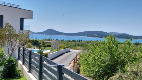 Duplex Villa Enny mit Meeresblick